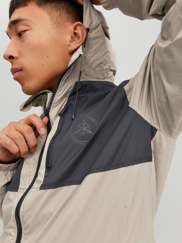 Jack & Jones Κρεμ ανδρικό Jack & Jones Filo ελαφρύ μπουφάν με κουκούλα