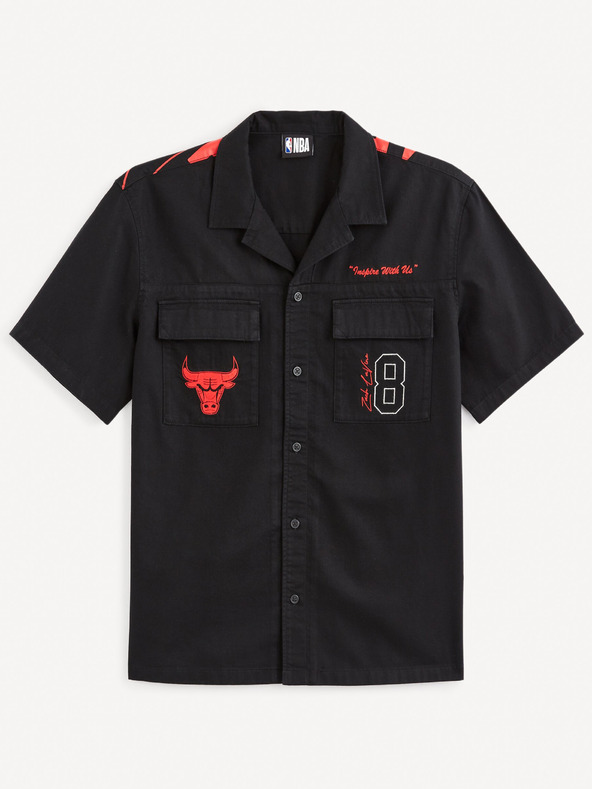 Celio Μαύρο ανδρικό πουκάμισο Celio NBA Chicago Bulls