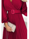 numoco 414-9 KLARA Πτυχωτό φόρεμα με ζώνη και λαιμόκοψη - Χρώμα μπορντό