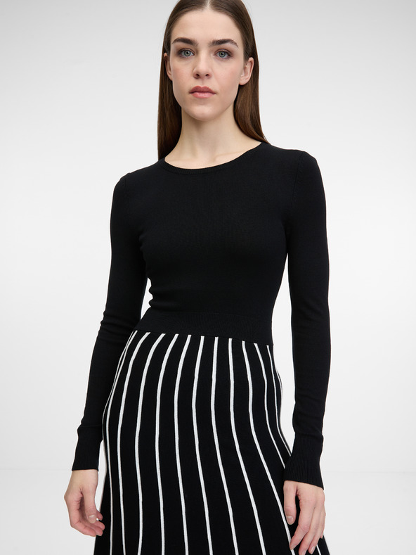 Orsay Μαύρο γυναικείο φόρεμα μέχρι το γόνατο ORSAY